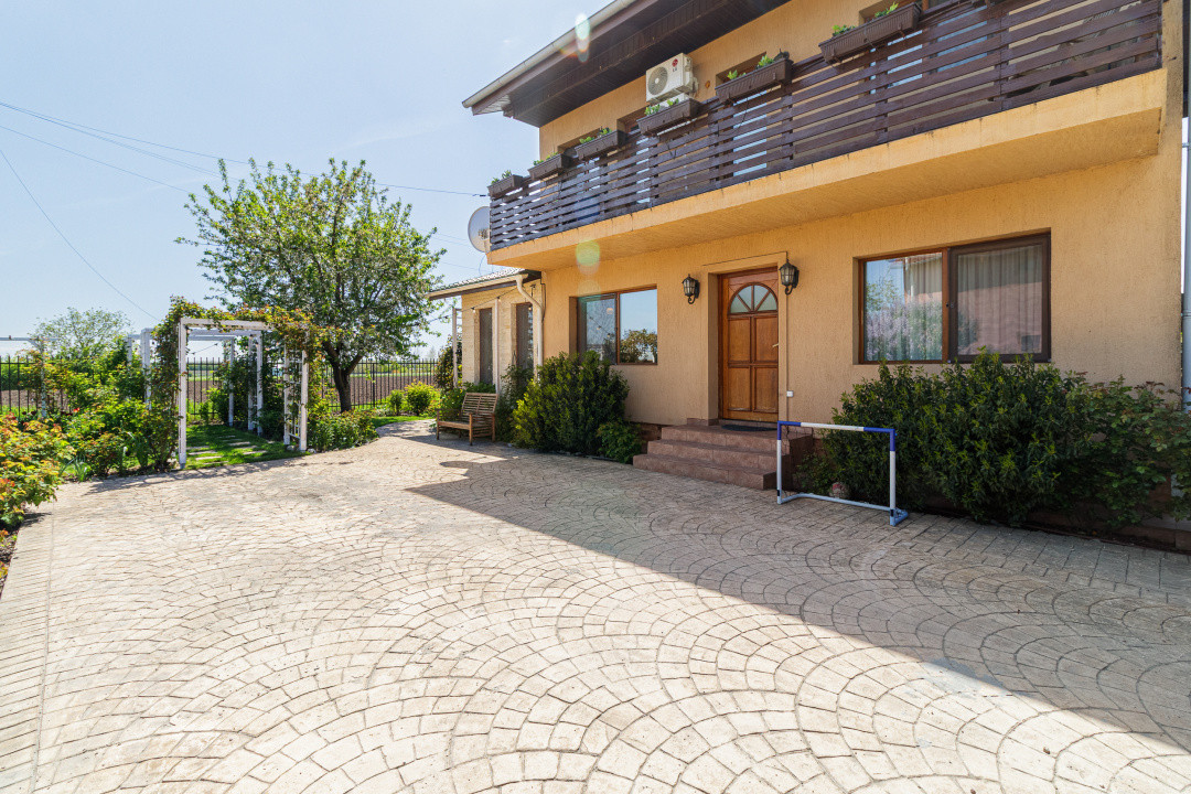 Casa cu suflet si gradina spectaculoasa