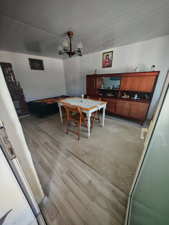 Casa + teren 3233 mp Darmanești Arges