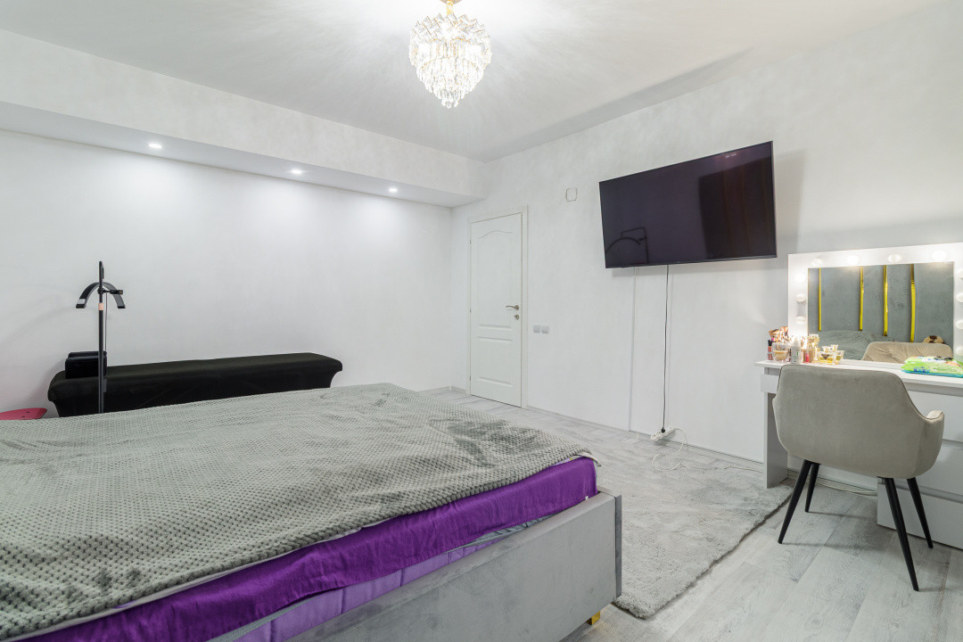 Casă pentru familie, 7 camere, teren mare și vedere la lac – Periș 