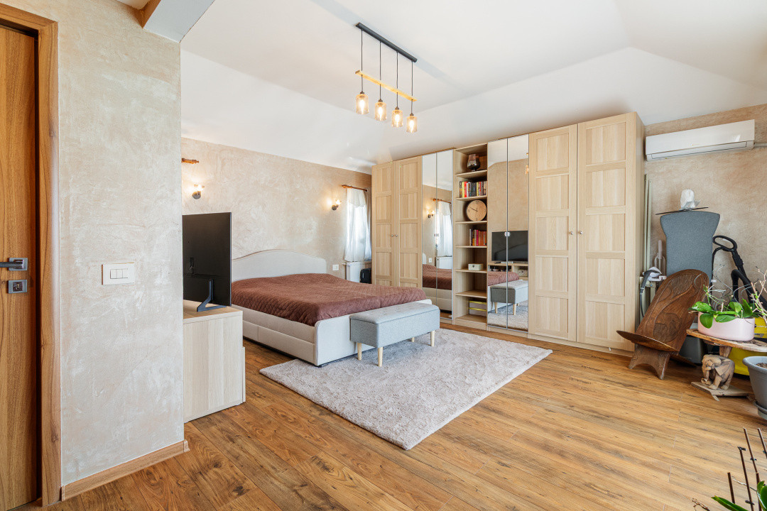 Duplex Otopeni fără perete comun, 4 camere, terasă extinsă + panouri solare