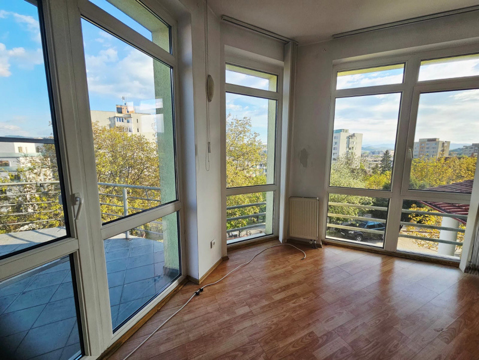 Apartament luminos,pet friendly,cu parcare si gradina-la casa,Grigorescu,Donath