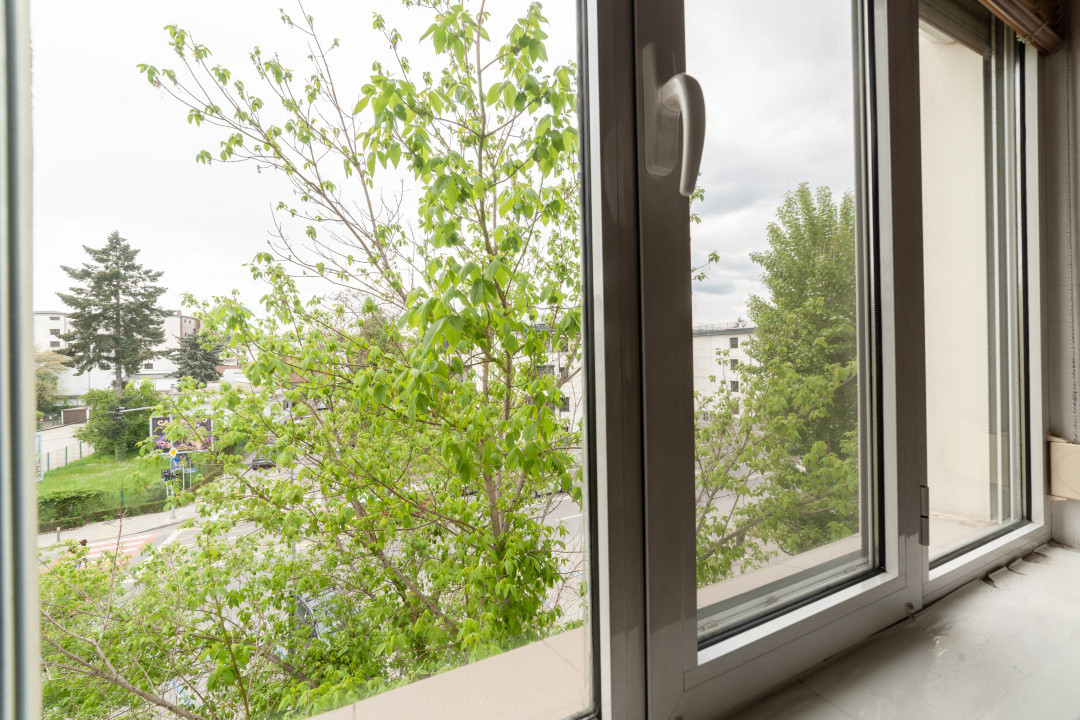 Apartament 2 camere et 3/4 Central, Pitesti
