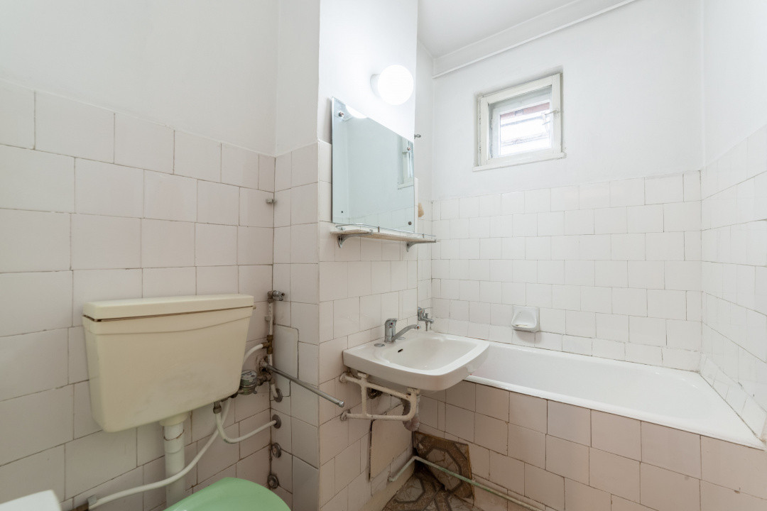 Apartament 3 camere - TRIVALE - 84 mp - Decomandat