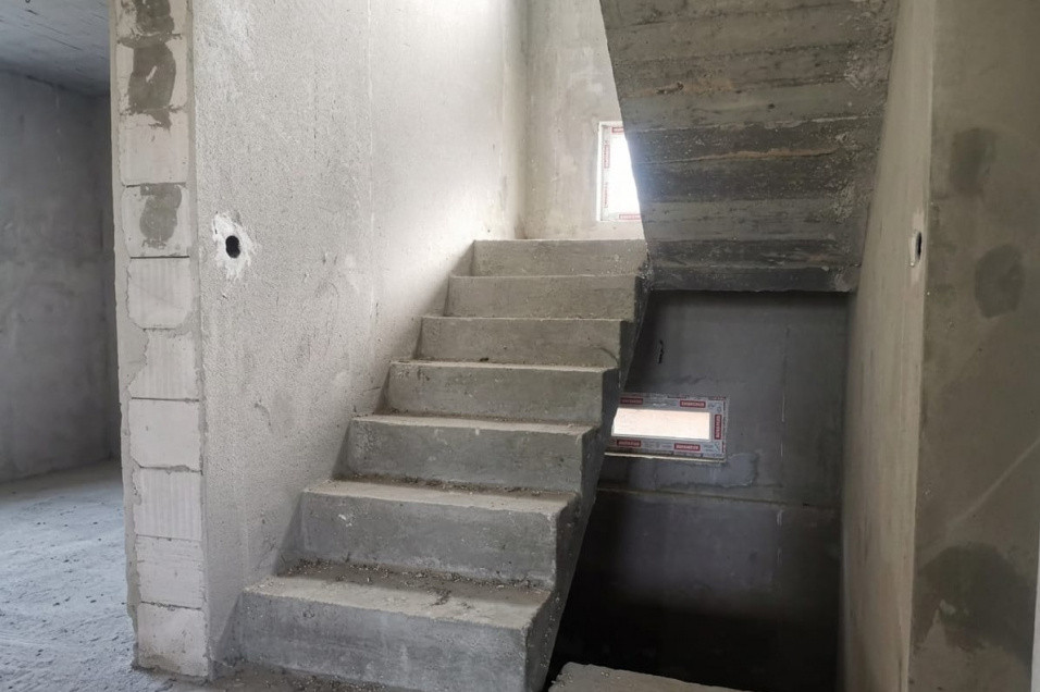 Casa la gri  Jieni, Simnic 