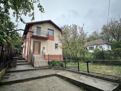 Casa de vanzare – Stefanesti, Valea Mare,j ud. Arges. 