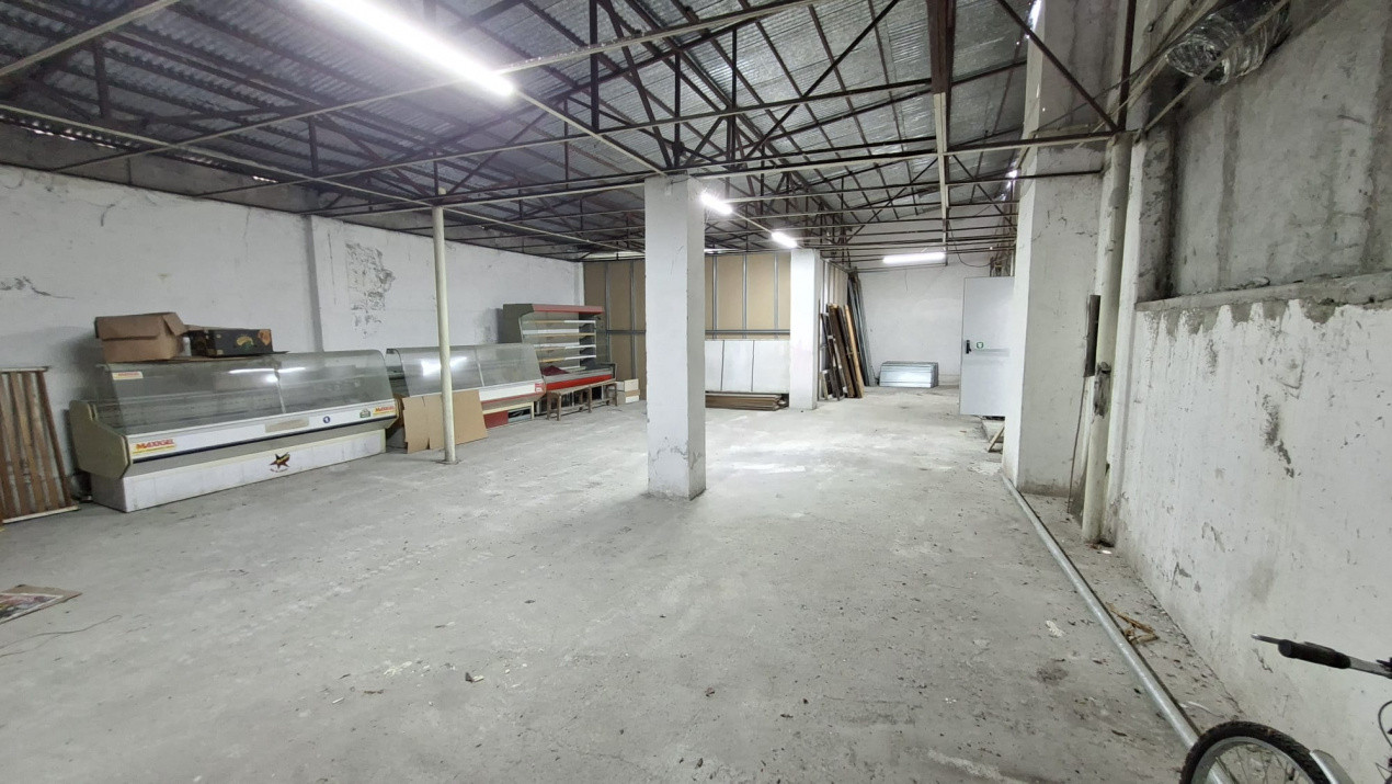 Inchiriere Spatiu comercial 600 mp Bascov-Centru cu parcare