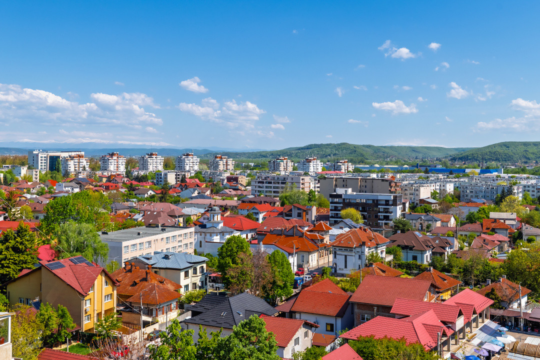 RAR PE PIAȚĂ! Apartament ultracentral cu vedere panoramică – I.C. Brătianu