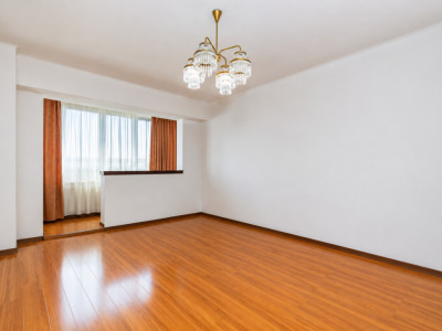 RAR PE PIAȚĂ! Apartament ultracentral cu vedere panoramică – I.C. Brătianu