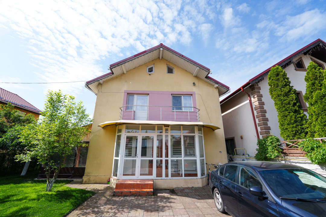 Oaza de liniste in Bariera Valcii – casa P+1 cu terasa, curte si acces securizat