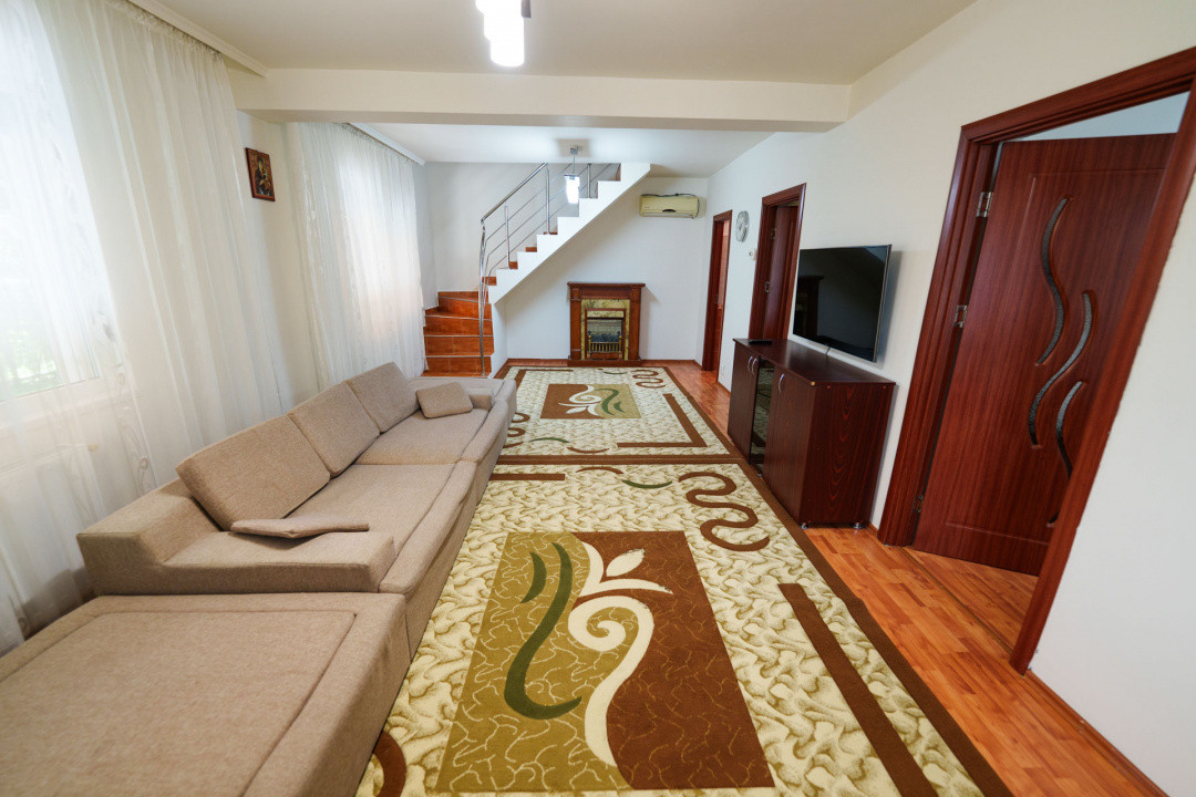 Oaza de liniste in Bariera Valcii – casa P+1 cu terasa, curte si acces securizat