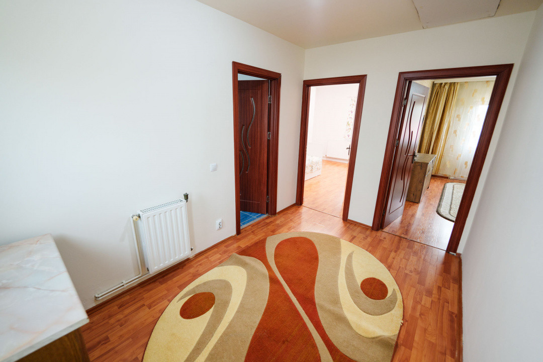 Oaza de liniste in Bariera Valcii – casa P+1 cu terasa, curte si acces securizat