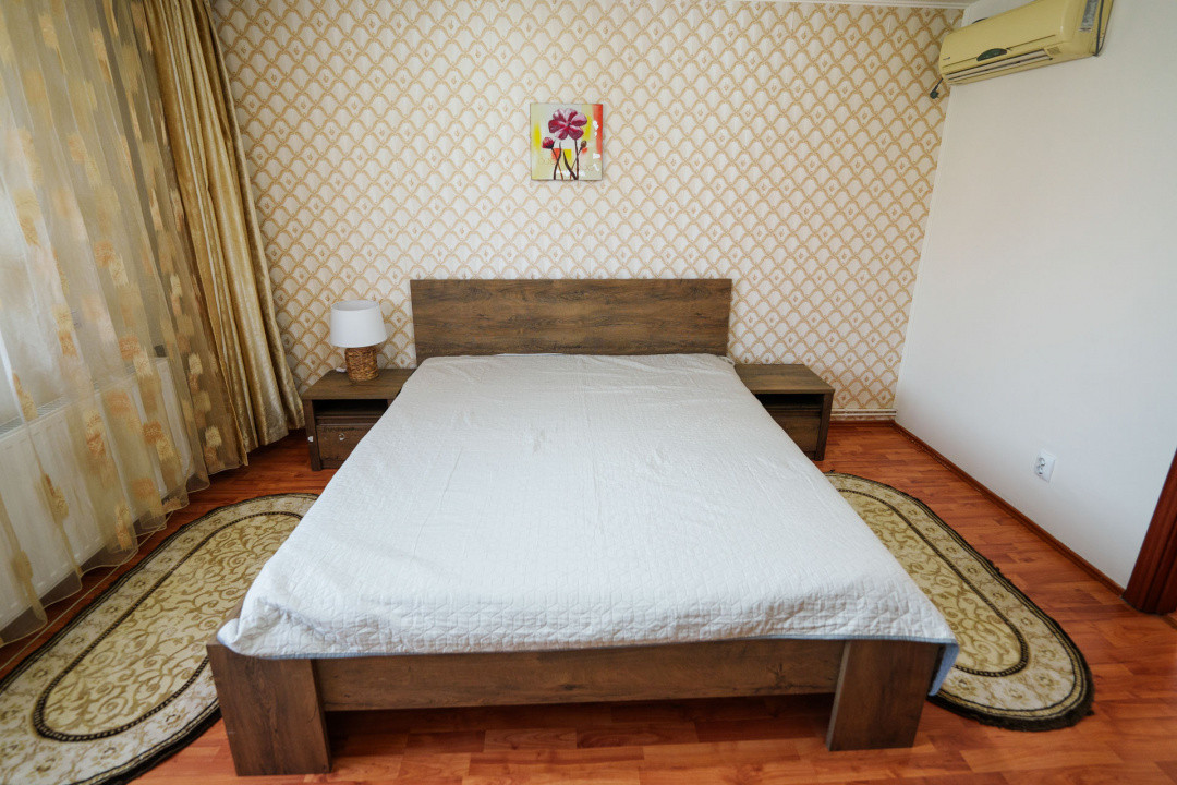 Oaza de liniste in Bariera Valcii – casa P+1 cu terasa, curte si acces securizat