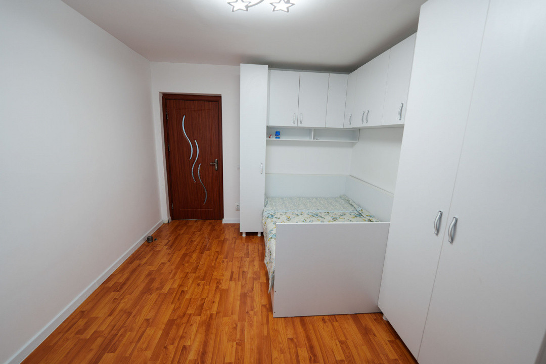 Oaza de liniste in Bariera Valcii – casa P+1 cu terasa, curte si acces securizat