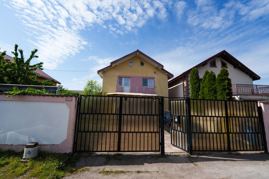 Oaza de liniste in Bariera Valcii – casa P+1 cu terasa, curte si acces securizat
