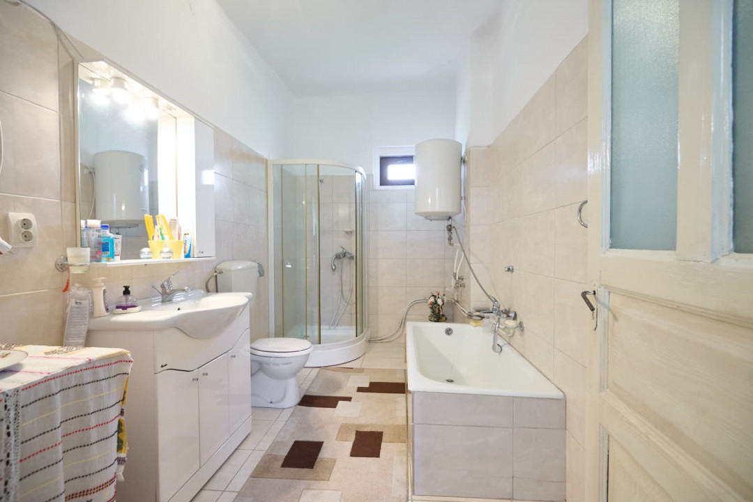 Casa Valea Mare Pravat (Campulung-Arges ) - farmec interbelic - 9915 mp teren