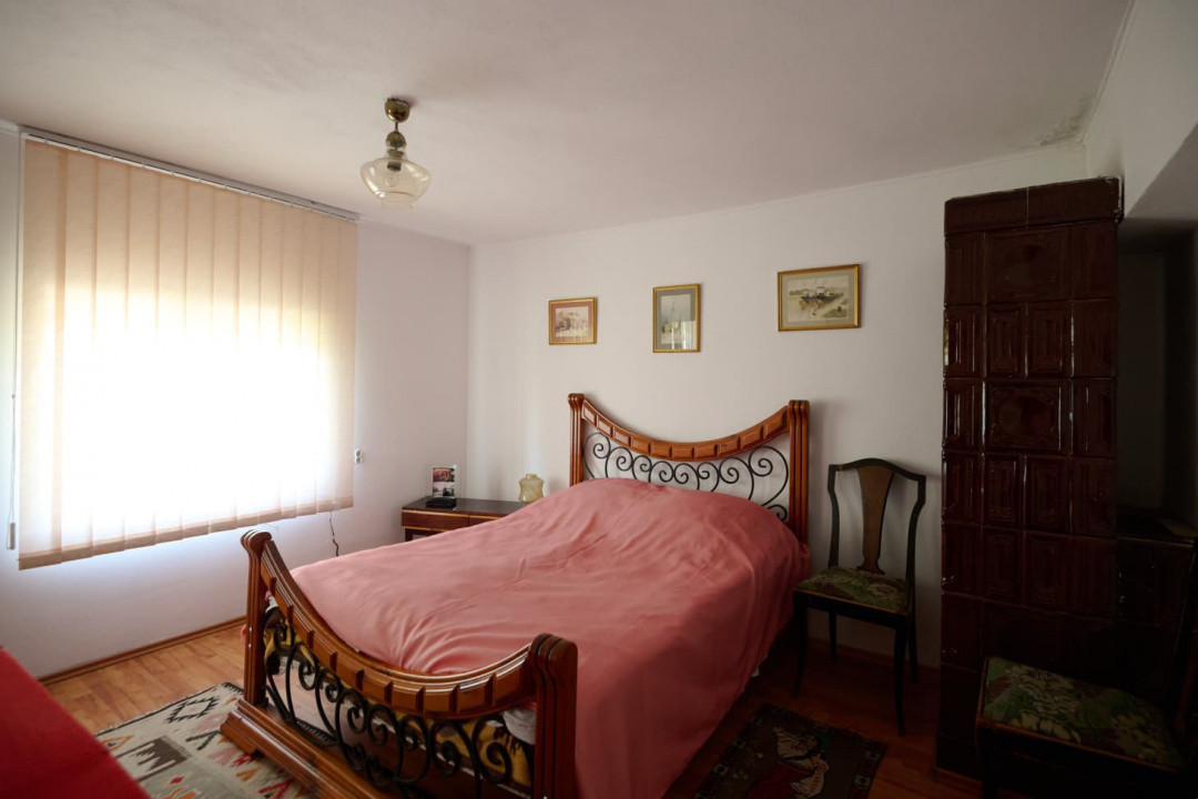 Casa Valea Mare Pravat (Campulung-Arges ) - farmec interbelic - 9915 mp teren