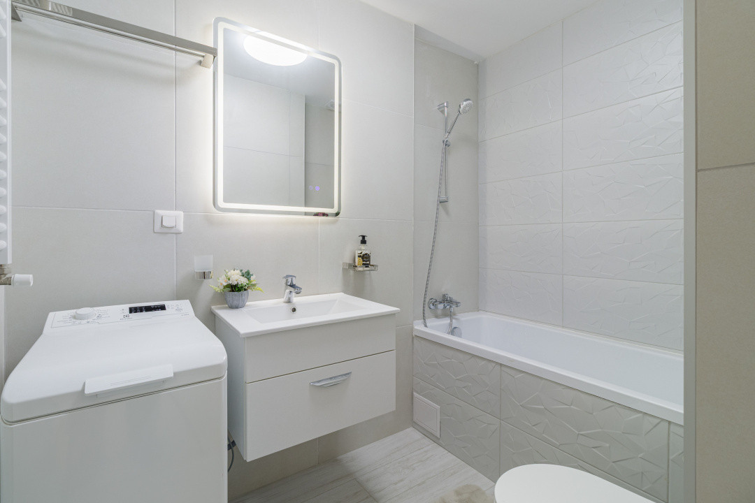 Baneasa, Apartament 2 camere cu 2 bai, prima inchiriere