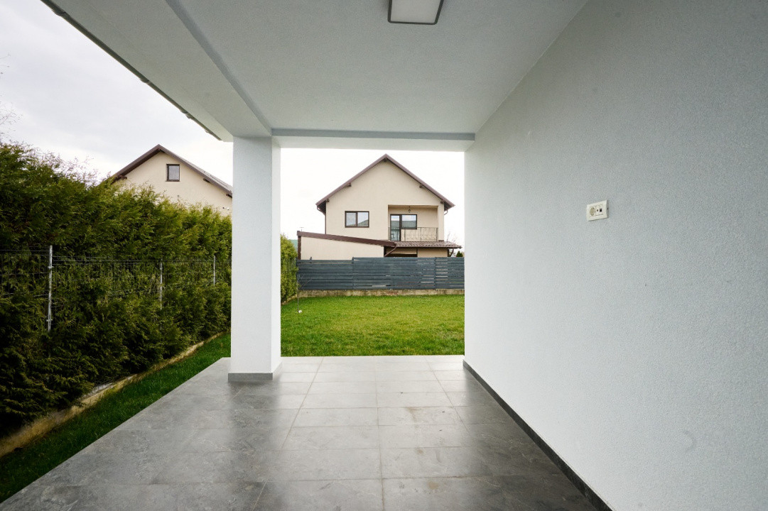 Casa 5 camere, 3 bai-Strada Morii Stefanesti-Arges