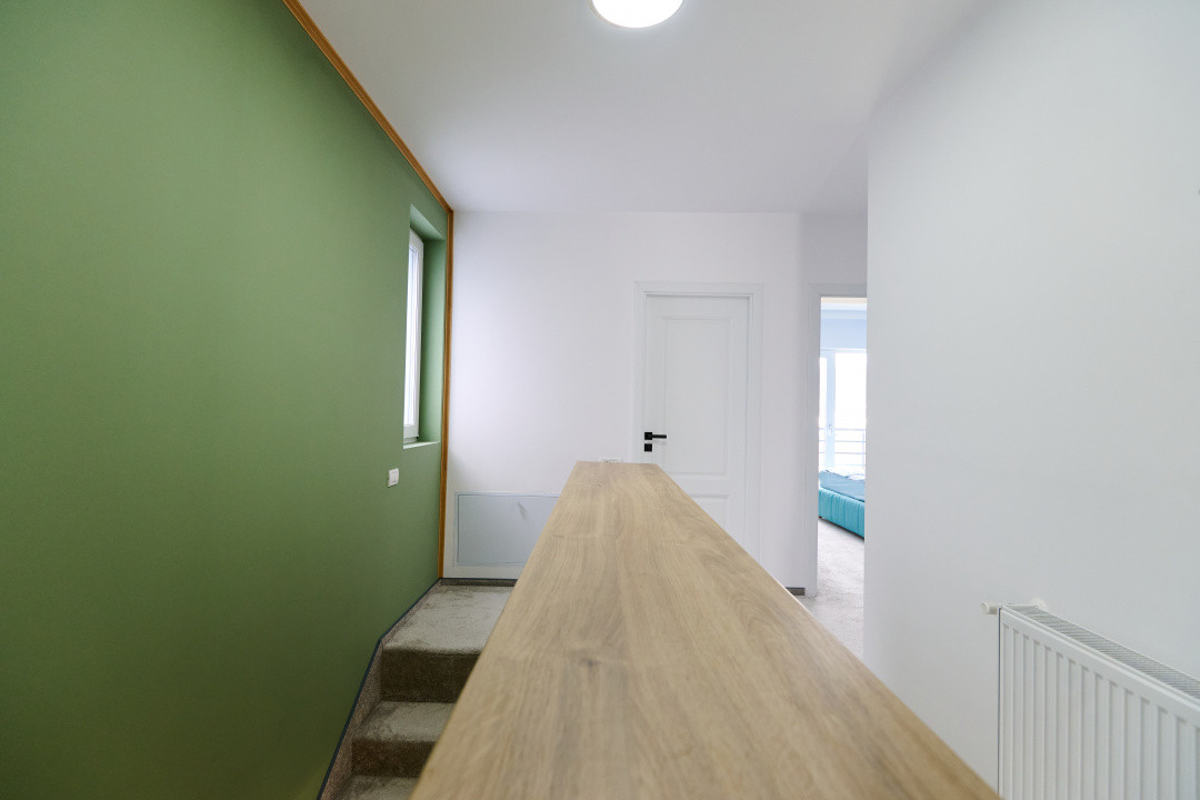Casa 5 camere, 3 bai-Strada Morii Stefanesti-Arges