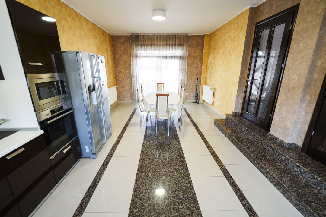 Vila moderna S+P+M, piscina acoperita, sauna, sala fitness-zona Ford/Cassia Park