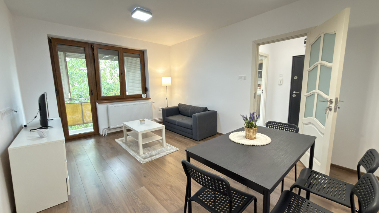 Apartament 2 camere Etaj II Carei - B-dul 25 Oct. Zona Monument - Comision 0%