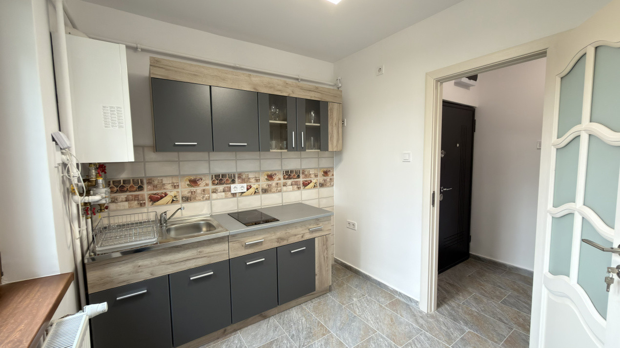 Apartament 2 camere Etaj II Carei - B-dul 25 Oct. Zona Monument - Comision 0%