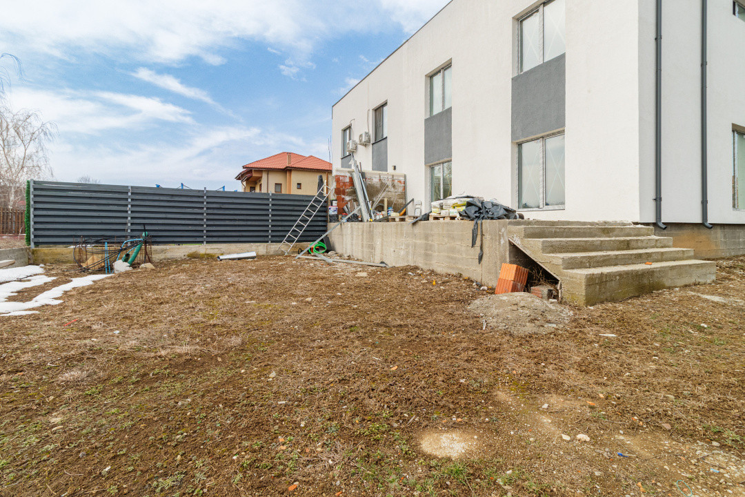 Casa Corbeanca ,curte generoasa, terasa si loc de parcare