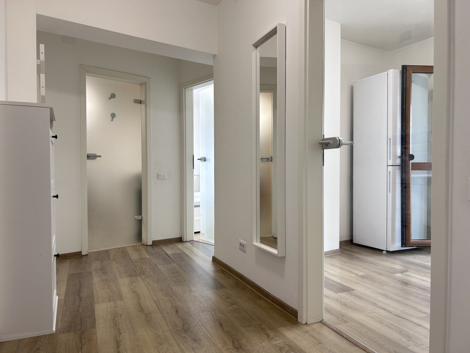 Apartament 2 camere renovat, decomandat – Sos. Nicolae Titulescu