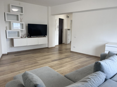 Apartament 2 camere renovat, decomandat – Sos. Nicolae Titulescu