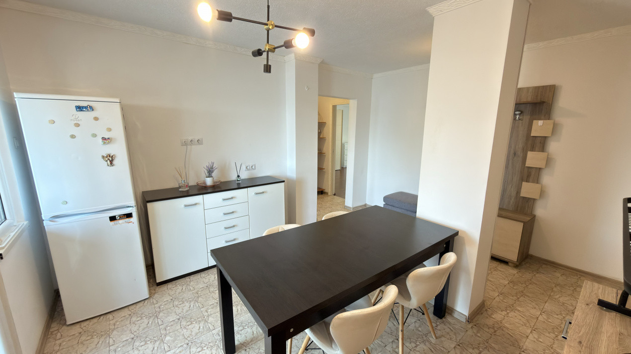 Inchiriere Apartament 2 camere Etaj I, MV2, Str. Ady Endre – Carei - Comision 0%