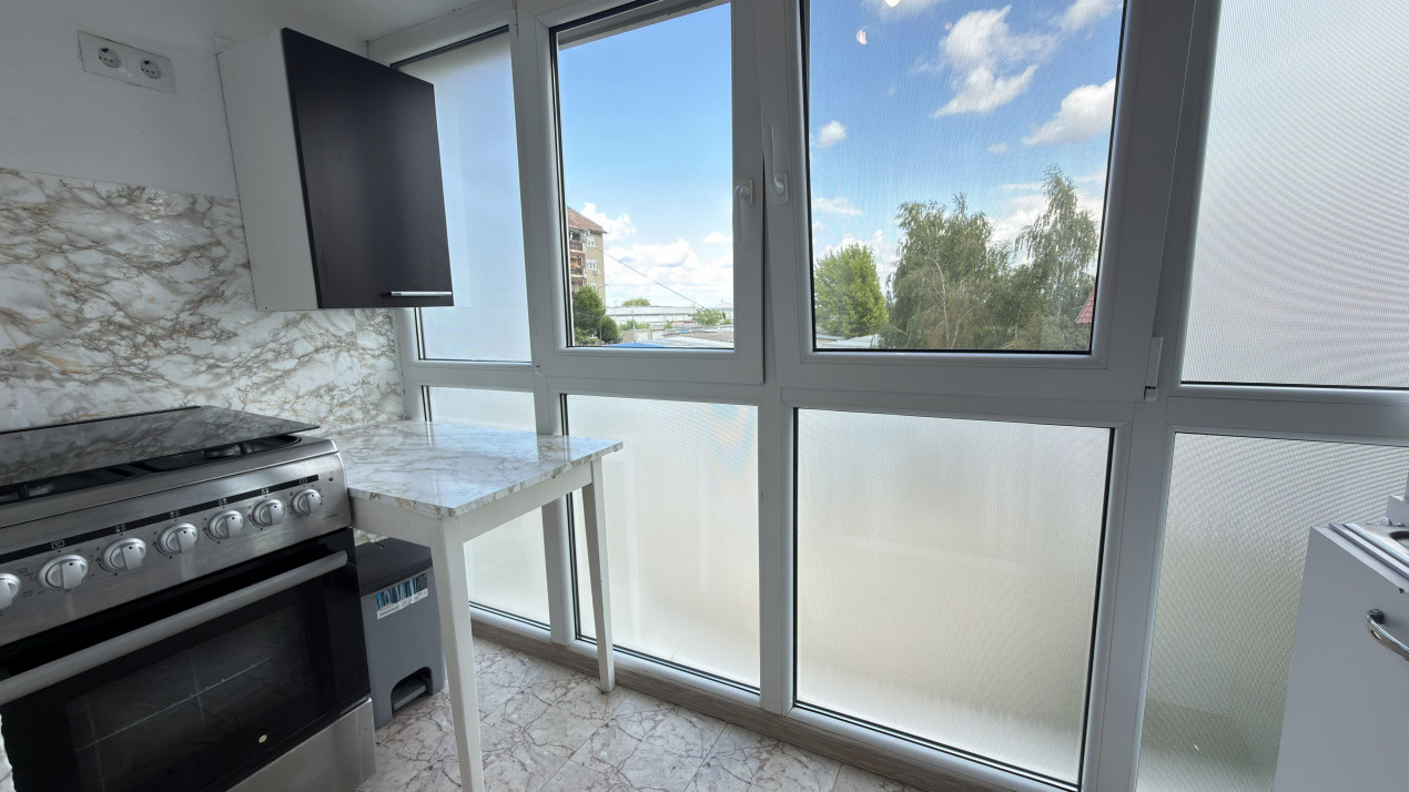 Inchiriere Apartament 2 camere Etaj I, MV2, Str. Ady Endre – Carei - Comision 0%