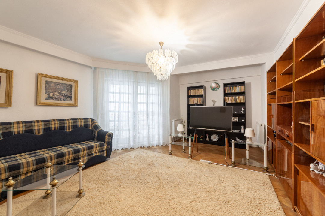 Apartament 3 camere - decomandat - 2 balcoane, vedere pe 2 părți – Dedeman