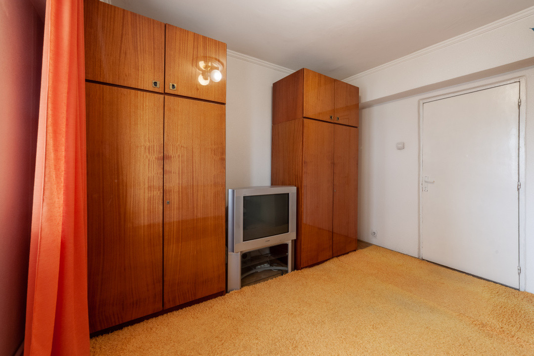 Apartament 3 camere - decomandat - 2 balcoane, vedere pe 2 părți – Dedeman