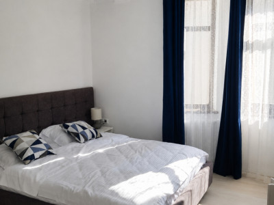 Pensiune Busteni, 14 camere, teren 900 mp, zona Libertatii, Acceptam Rate