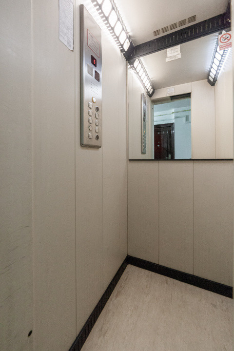 2 camere | Bloc 2006 | Boxa | Nord -zona L-uri | Parcare curte