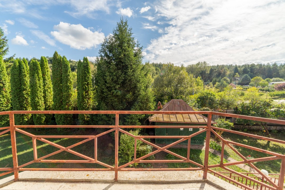 Vila spațioasă + teren 1500 mp, Bascov- Județ Arges 