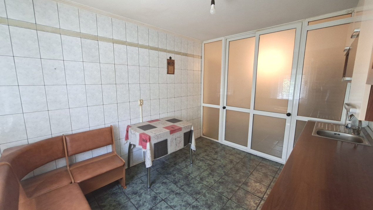 Apartament 3 camere Exercitiu parter inalt vedere bilaterala