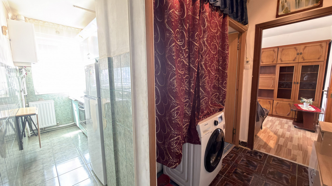 Apartament 2 camere Zona Penny Etaj III, Ignișului 26 - Carei