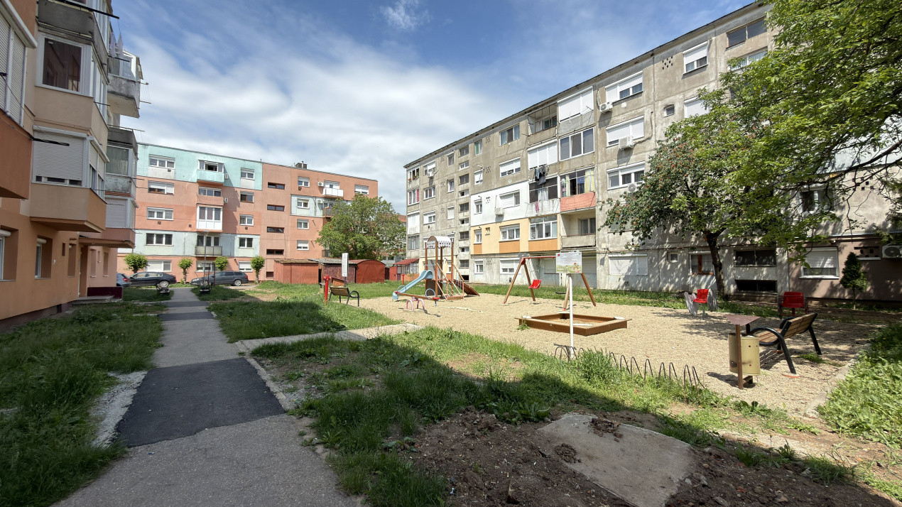 Apartament 2 camere Zona Penny Etaj III, Ignișului 26 - Carei