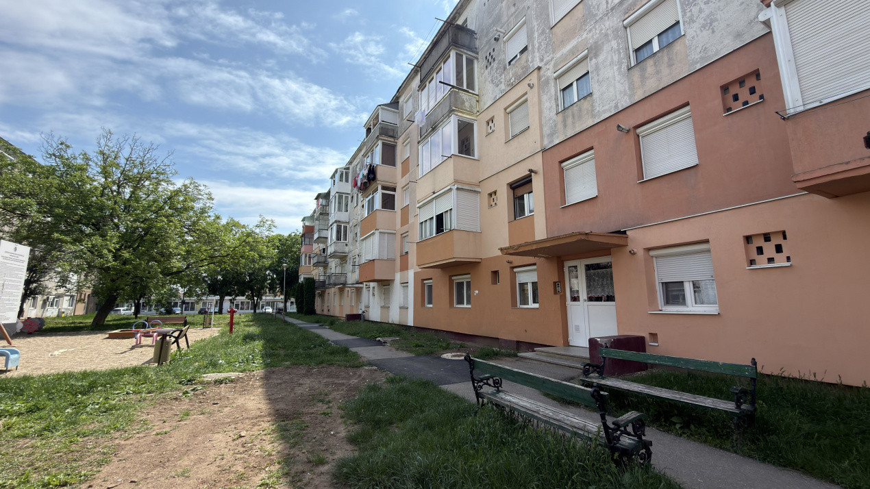 Apartament 2 camere Zona Penny Etaj III, Ignișului 26 - Carei
