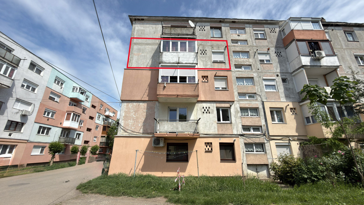 Apartament 2 camere Zona Penny Etaj III, Ignișului 26 - Carei