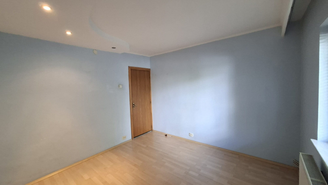 Apartament 3 camere Exercitiu parter inalt vedere bilaterala