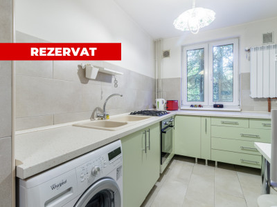 3 camere etaj 1 din 4 Parcul Moghioros