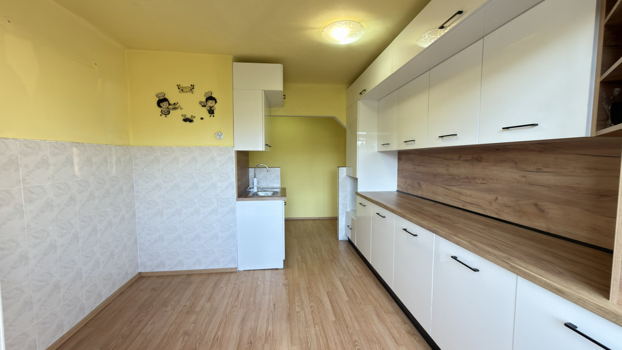 Apartament 2 camere Etaj III Carei-Str. M.Viteazul Nr.19, Vizavi Kaufland