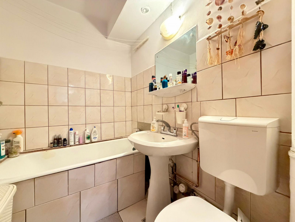  2 camere decomandat | Renovat | Loc de parcare inclus – Codrii Neamtului