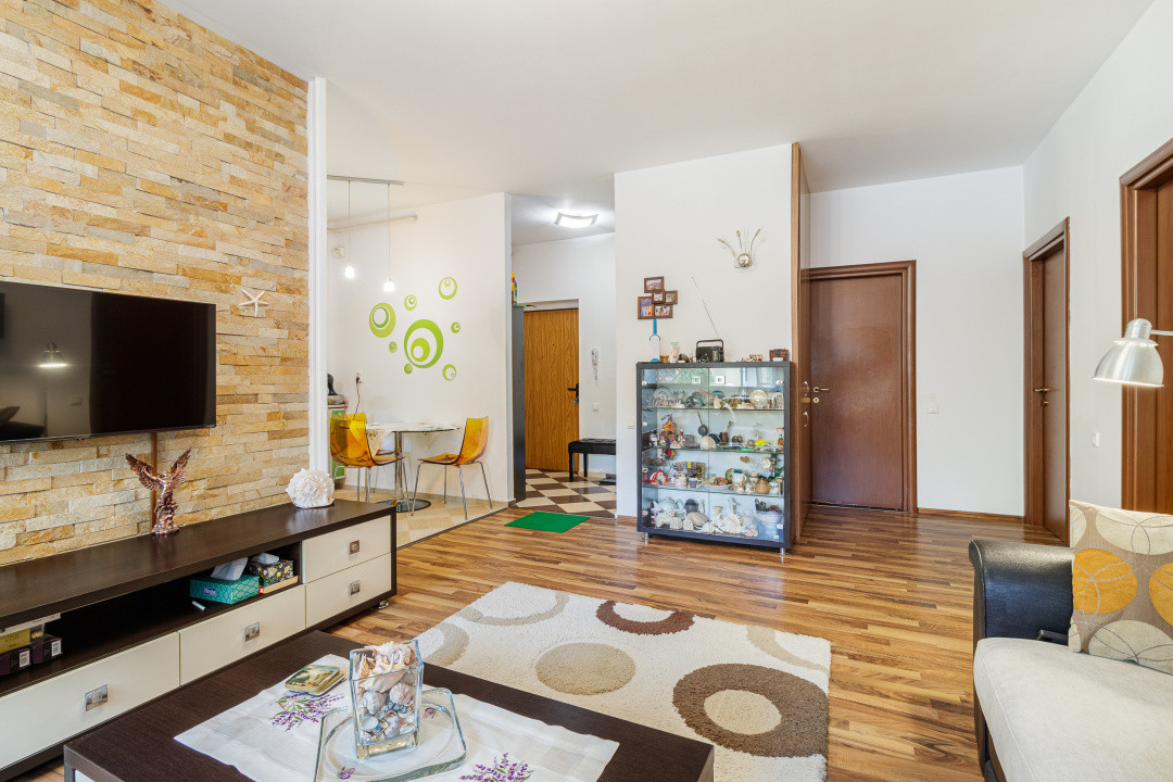 Apartament 3 camere la parter, cu gradina proprie, Otopeni