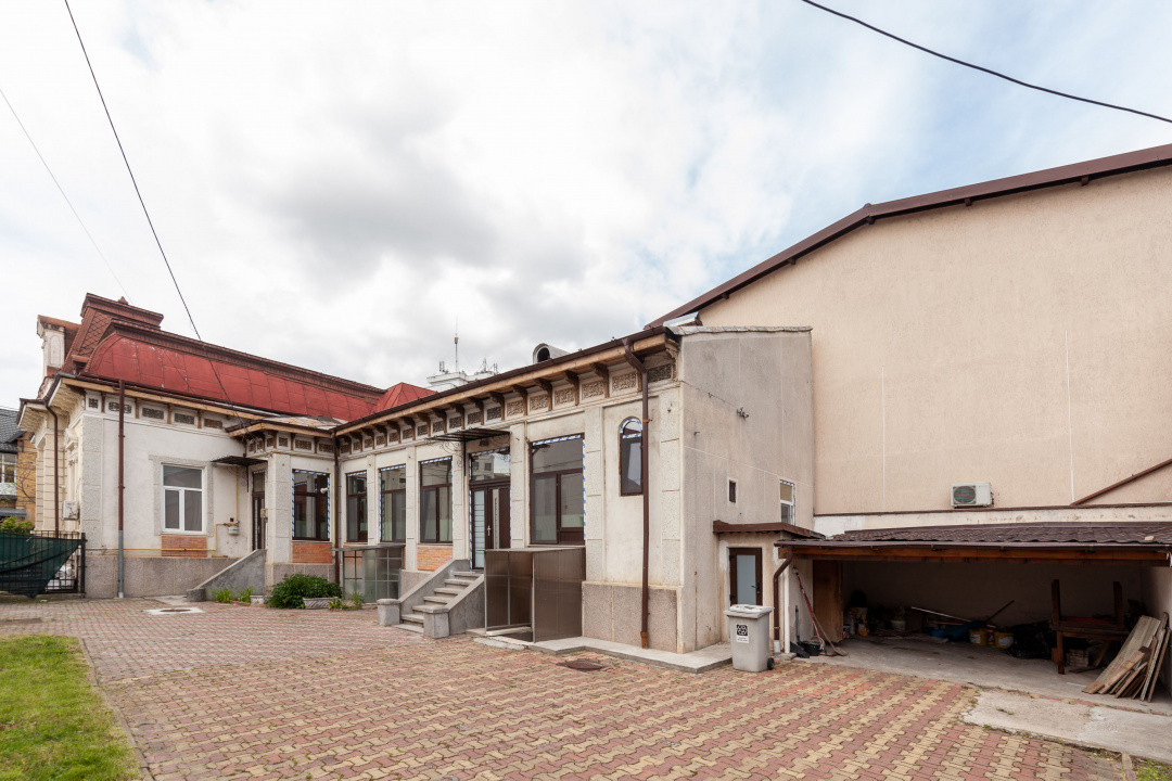 Casă interbelică ultracentrală | Bulevardul Republicii nr. 129 | 