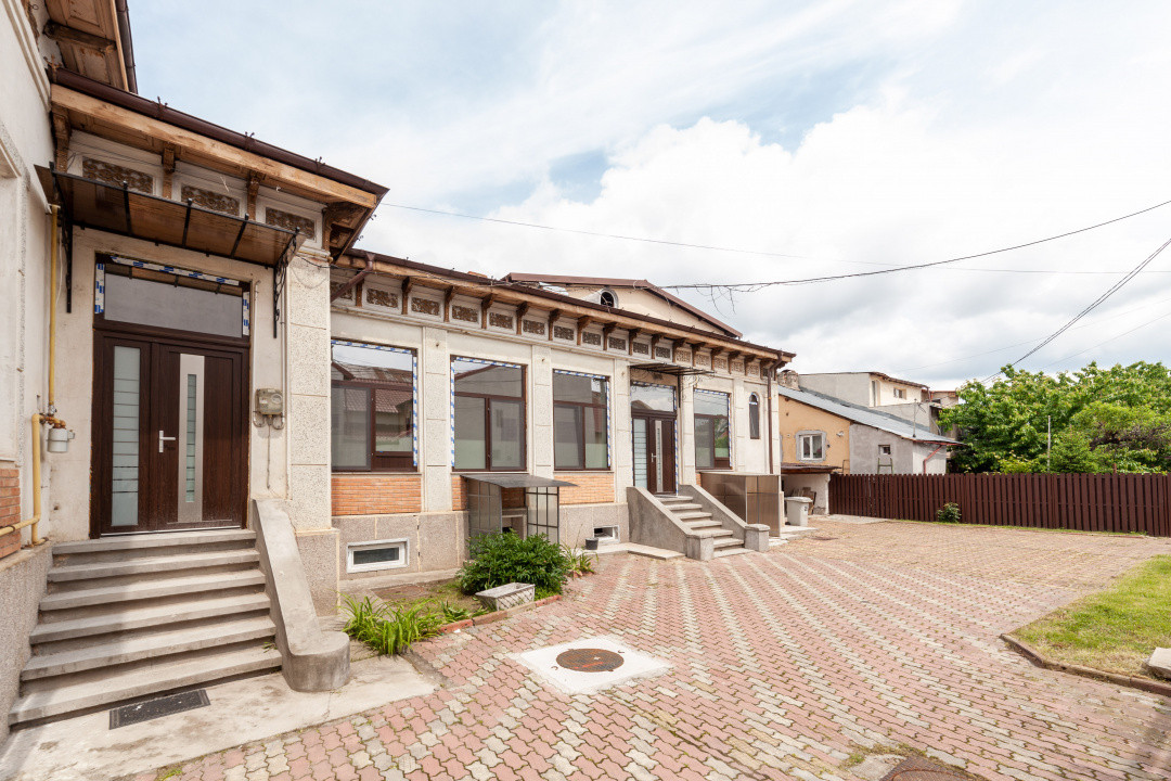 Casă interbelică ultracentrală | Bulevardul Republicii nr. 129 | 