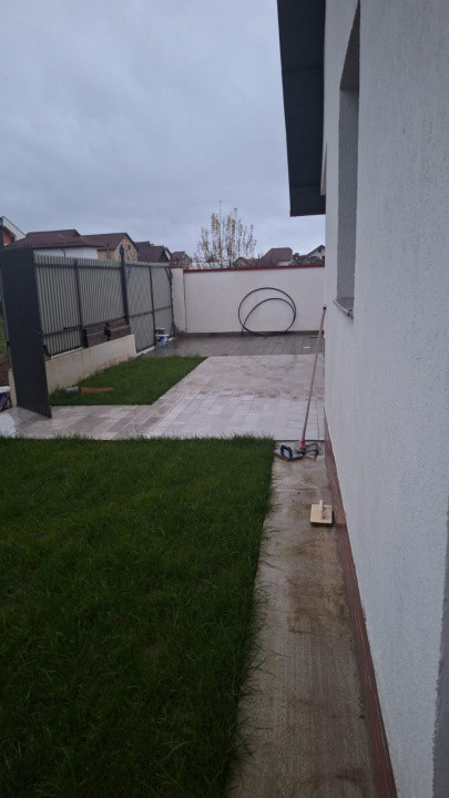 Casă nouă 3 camere | Sisești | pompă căldură | teren 300 mp