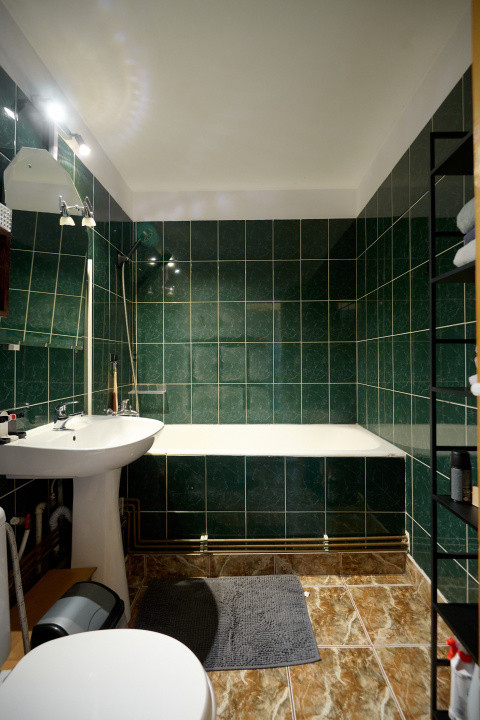 Apartament 2 camere decomandat Pitești zona Popa Șapcă- Sf Vineri!